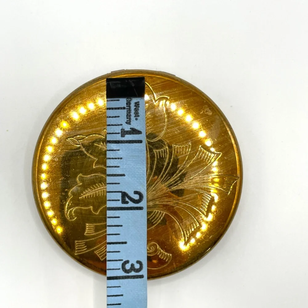 Dorset Fifth Avenue Engraved Design Vintage Powder Compact